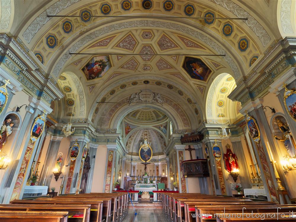 Andorno Micca (Biella) - Interni della Chiesa di San Giuseppe di Casto